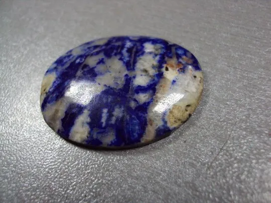Камень лазурит овальный для ювелирных изделий вес 9,08 г размер 5 х 36 х 29 мм №13291 Характеристики