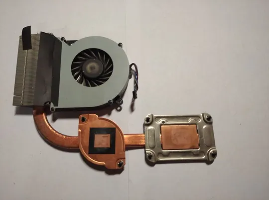 Купити Система охолодження  (кулер)  для ноутбука HP 4530s 4535 4530  (654310-001)