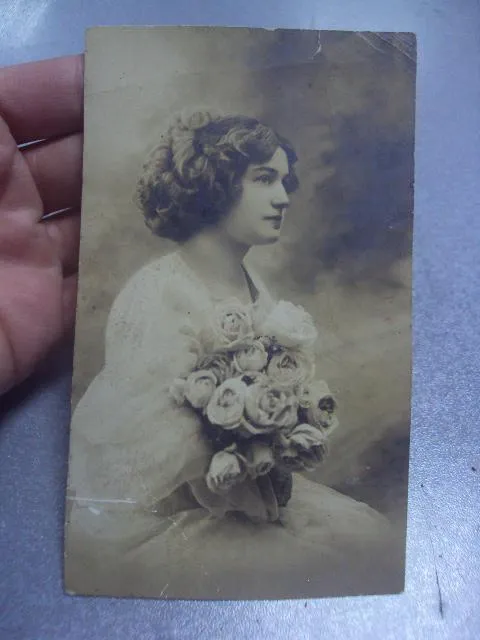 открытка  девушка с цветами берлин 1912 №1533 Ціна