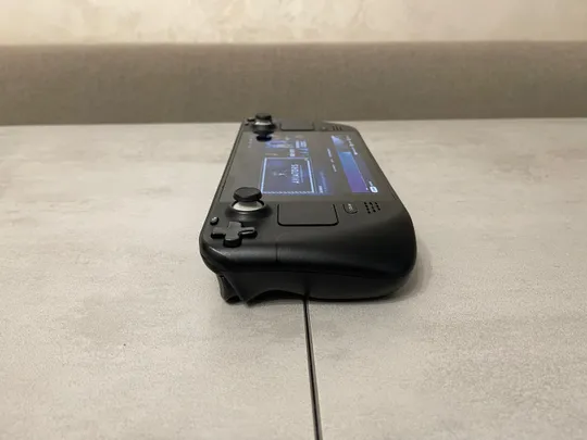 Портативна ігрова консоль Valve Steam Deck 1010, AMD APU 0405, 256GB+256GB SD, 16GB З аукціону