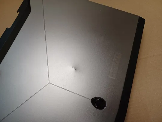 номер1058-21 кришка матриці 02JJC5 AM1QB000130  для Dell Alienware R4  Кришка дисплея Тильна кришка Корпус матриці Верхня кришка matrix cover Top Case LCD Cover Rear Lid Back Cover Housing Cabinet  оригінал Характеристики