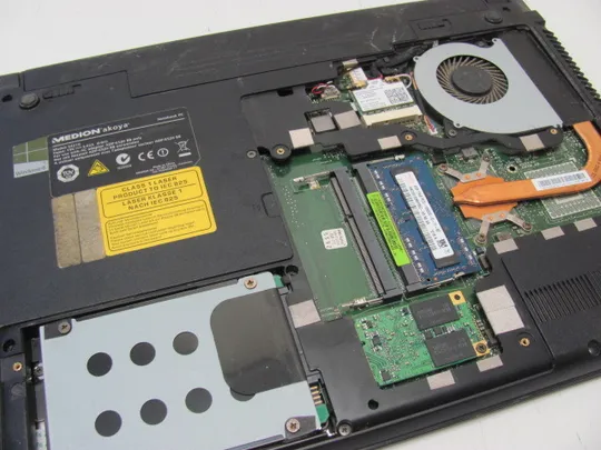 3960 MEDION AKOYA S4216 I3-3217U 4GB 1TB НІМЕЧЧИНА Характеристики