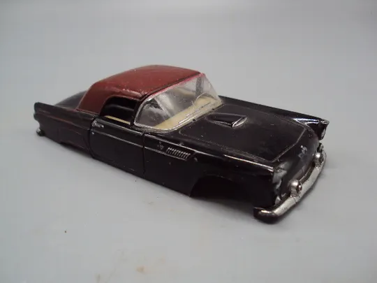 Корпус модель автомобиль 1955 кабриолет Ford Thunderbird Convertible машинка Форд №15700 Ціна