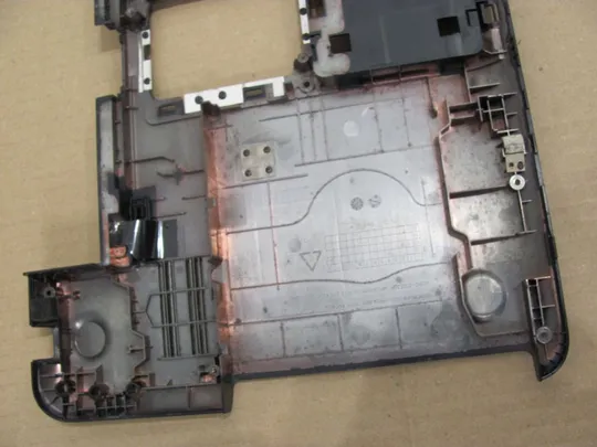 505-3 Кришка дно піддон корпуса H000038840 13N0-ZWA1K01 для Toshiba Satellite L850-110 L850-1L1 C850 L850 оригінал З аукціону
