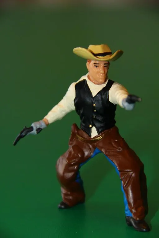 КОВБОЙ З КОЛЬТОМ PAPO Франція 90-100мм № по каталогу 39503 Ціна