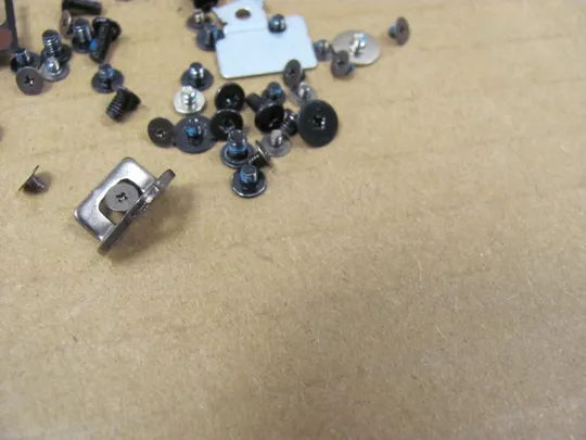 754-55 комплектуюче кріплення гвинти  для  DELL Latitude 7410 2-in-1 оригінал Продаж