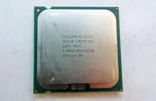 10шт процессоров Core™2 Duo E8400 SLB9J 3.00GHz/6M/1333MHz  LGA775 Вживане Ціна