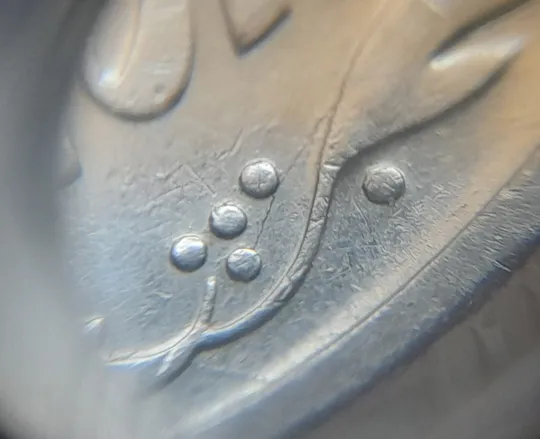 (1047) 25 копійок 1994 1БВк розколи у 3,4,8 гронах на реверсі (25 копеек 1994 брак раскол) Продаж