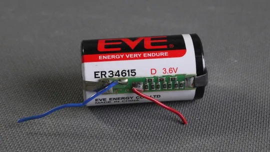 литий-ионная батарея Li-ion ER34615 D 3.6V 19000mAh для LED фонариков 12В Продаж