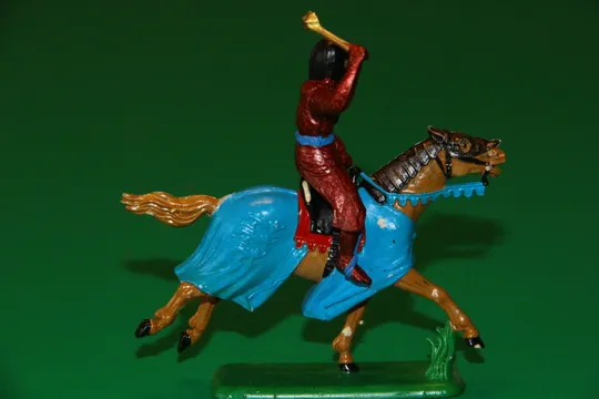 Купити лицар з булавою на коні 55-60мм рыцарь STARLUX Франція