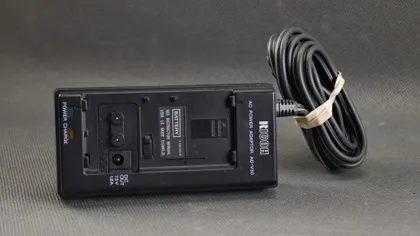 фото, Адаптер питания Sony / Ricoh Power adaptor AC-V30 Зарядное устройство для видеокамер HandyCam
