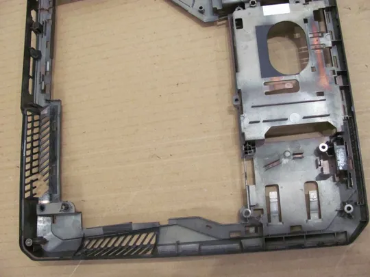 478-3 Кришка дно піддон корпуса для MEDION X6811 X6812 GX660 MS-16F1 оригінал З аукціону