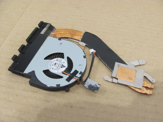 Купити номер0032-13 система охолодження Кулер Охолоджувальний блок Охолоджувальна система Кулери та системи охолодження Охолодження материнської плати cooling system   07404J для Dell VOSTRO V131 оригінал