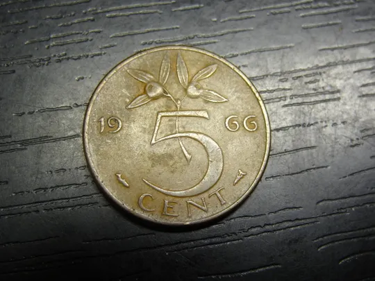 5 центів 1966 Нідерланди (листя близько до краю) Ціна