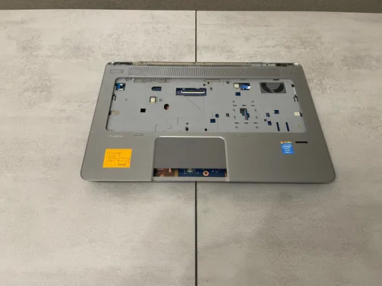 HP Probook 640 G1: нижня частина корпусу + материнська плата #744016-601 не робоча, динаміки, охолодження та ін Ціна