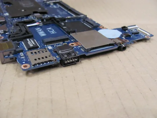 692-9 материнська плата SR2F0  i5-6300U AAZ50 LA-C451P для Dell Latitude E7270 7270 оригінал Інтернет-аукціон