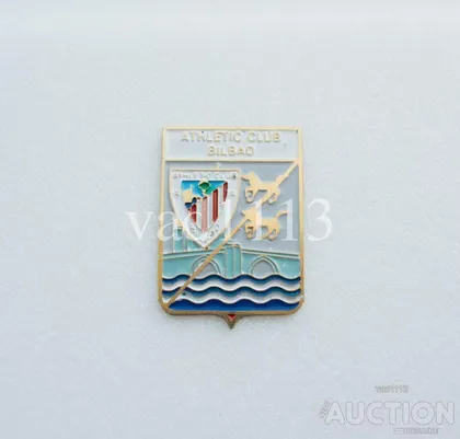 фото, значок футбол  ФК Атлетико Бильбао Испания  (серия герб города и эмблема клуба)