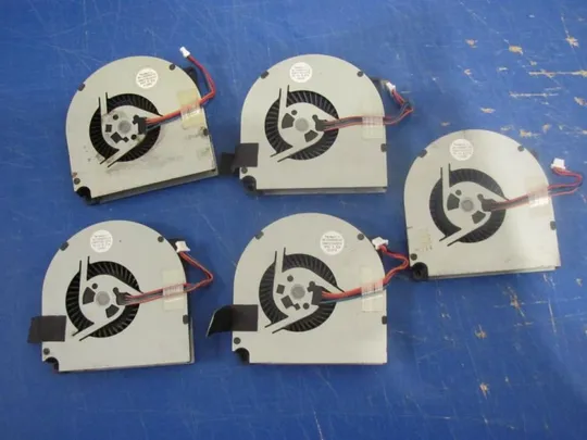 №239-9 Вентилятор (кулер, FAN) G61C0000S210 для TOSHIBA TECRA R850 оригінал Недорого