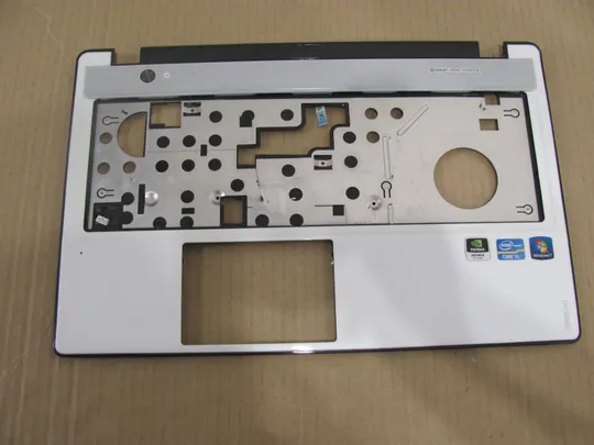 39-1 Кришка панель палмрест 3KLZ3TALV20 для LENOVO Z580 Z585 оригінал Ціна