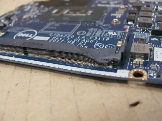 696-4 материнська плата DAZ20 LA-F311P SR3L9  i5-8350U  для Dell Latitude E7290 7390  оригінал Недорого