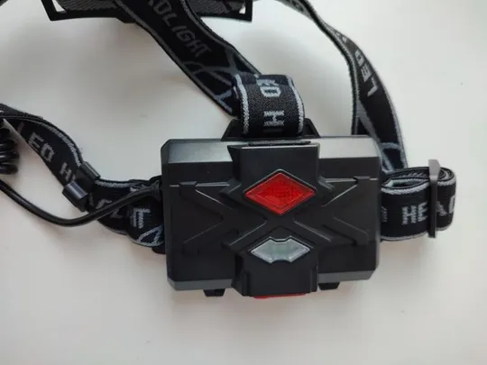 Налобний ліхтар bl-8070-p50 3 18650  powerbank Недорого
