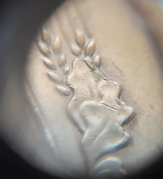 (6833) 10 копійок 2019 різновид викрошок і розколів на аверсі (10 копеек 2019 брак) Інтернет-аукціон