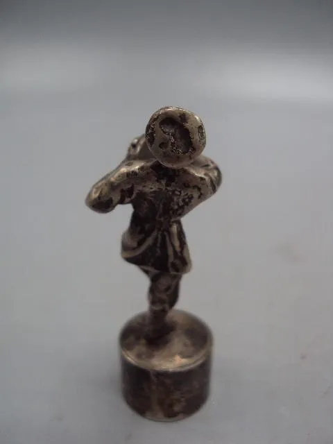 Пробка мужичок музыкант с бубном серебро ВА 84 проба голова вес 29,41 г высота 6,4 см №13966 Інтернет-аукціон