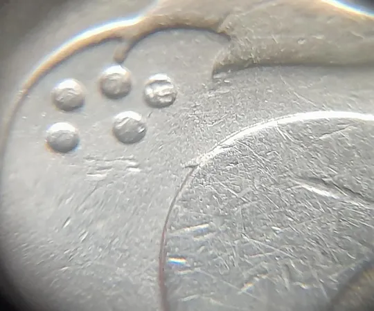 (4803) 50 копійок 1992 1ААм поворот (порушення соосності) + викрошка на "0" (50 копеек 1992 1ААм брак) Де купити