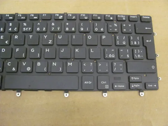номер0916-2 клавіатура Keyboard з підсвіткою 0RYNKD PK132FO2A25 для Dell XPS 15 7590 9550 9560 9570 Inspiron 7568 2-in-1 7558 Precision 5510 5520 5530 5540 оригінал З аукціону