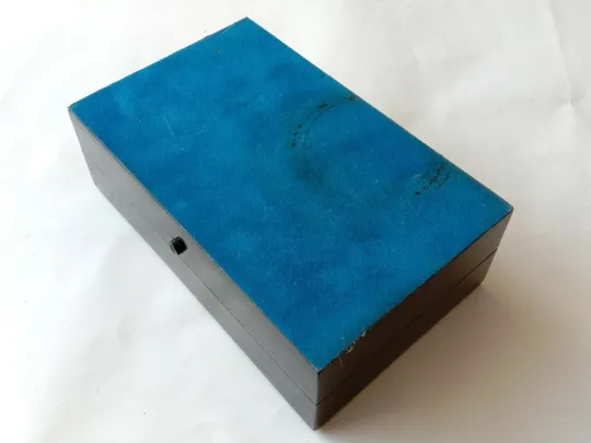 Советская Электробритва ХАРЬКОВ-15М 110/220В Сувенирная Коробка 1981 Інструкція