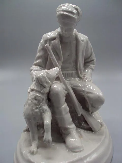 Купити Фигура фарфор статуэтка Вербилки охотник с собакой и ружьем охота мужчина высота 19,5 см №14505