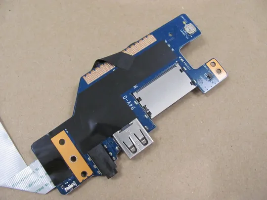 642-12 плата AUIO USB CARD READER 69N15LD20D01-01  для MEDION AKOYA  S6445 оригінал Недорого