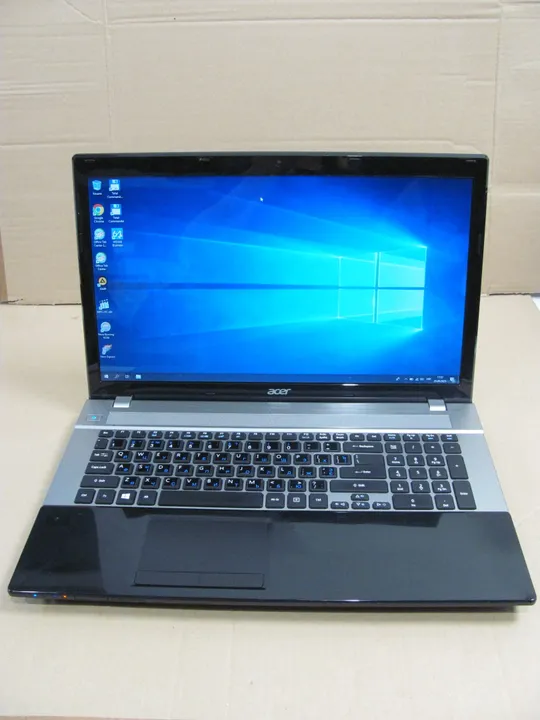 1342 ACER Aspire V3-731 17,3&quot; HD+ i5 3210m 2,5Ghz / 4Gb / 120ssd / 700hdd / WebCam  + блок живлення Недорого