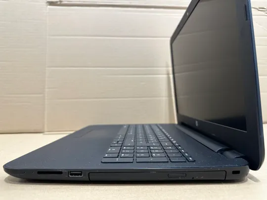 1543 HP Laptop 15 15.6&quot;  i5-6200u FHD 2.8Ghz / 16Gb / 240ssd / AMD Radeon R5 M330 2GB / WebCam + блок живлення Продаж