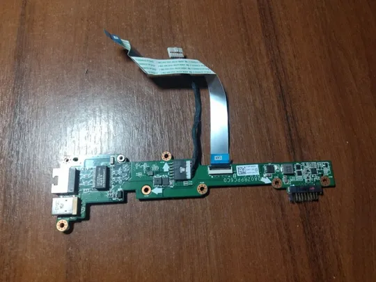 Купити SATA розєм жорсткого диска для ноутбука Acer Aspire V5-573, V5-572, V5-551 в робочому стані.