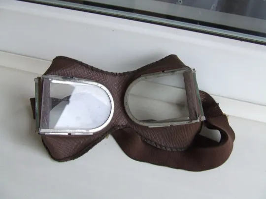 Очки стекляные защитные для токаря или... 1950- 1960 гг Де купити