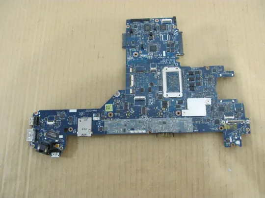 Купити номер0173-11 материнська плата,Mainboard,Материнка,Основна плата,Системна плата,Плата системи,motherboard SR046 i5-2540M LA-6611P для DELL E6320 оригінал