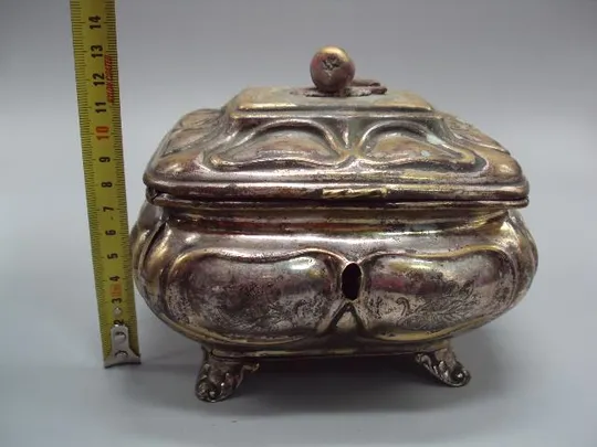 Шкатулка латунь посеребрение Варшава B.Henneberg warszawa братья Хеннеберг высота 13 см (№969) Ціна