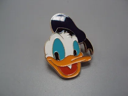 фото, Значок пін мультсеріал Disney мультфільм Дісней donald duck Дональд Дак знак брошка №18466