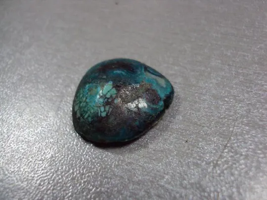 Купити Камень хризоколл зеленый для ювелирных изделий вес 2,62 г размер 6 х 20 х 19 мм №13275