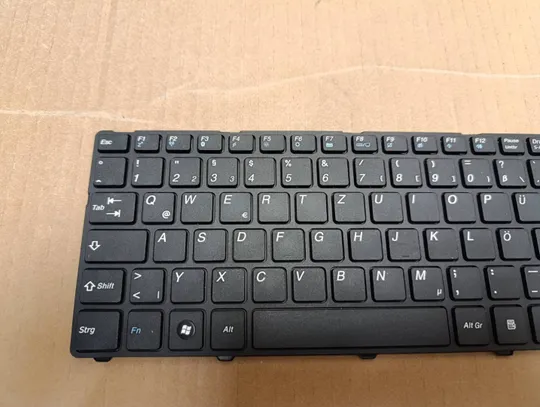 номер0950-1 клавіатура робоча 0KN0-XV6GE11 V128862BK1 для Medion E6217 E7222 E6228 E7220 P6816 оригінал З аукціону