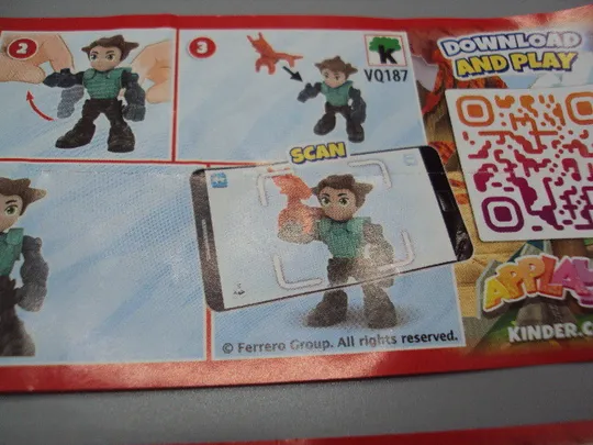 Фигурка киндер сюрприз VQ187 Ferrero парень и дракон на руке лот 2 шт №18618л З аукціону