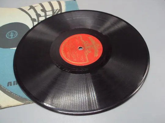 Пластинка У родного рубежа Где же вы теперь друзья ансамбль песни и пляски советской армии №15342МЯ Інтернет-аукціон