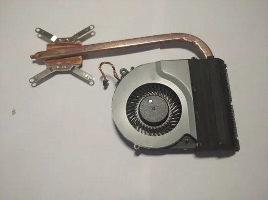 Система охолодження  (Кулер) для ноутбука TOSHIBA Satellite C850, C870, C875, L850, L870  (13N0-ZWA0F02, H000037350 ) Ціна