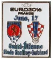 фото, Футбол матчевый значок из серии  "ЕВРО 2016"   ЧЕХИЯ - ХОРВАТИЯ