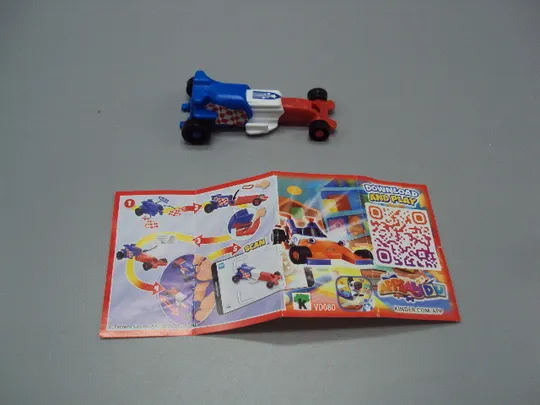 Фигурка киндер сюрприз VD080 Ferrero гоночная машинка автомобиль гонки №18600л Ціна