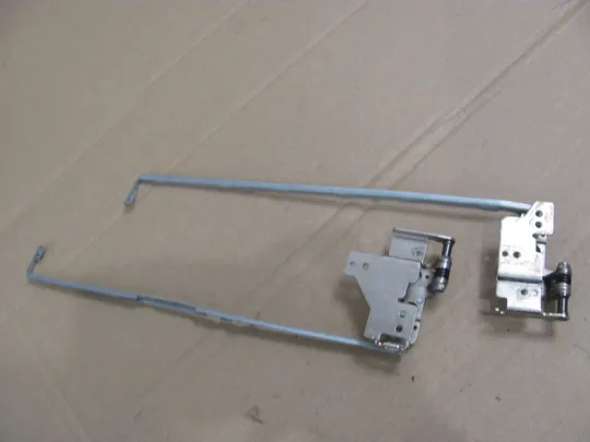 681-24 кріплення з петлями 434.00M0E.1001 для DELL Inspiron 17 5748 оригінал Де купити