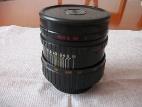 Объектив МС Гелиос 44-3, Беломо , резкий , передняя-задняя крышки , M-42 , без царапин линзы , как новый Де купити