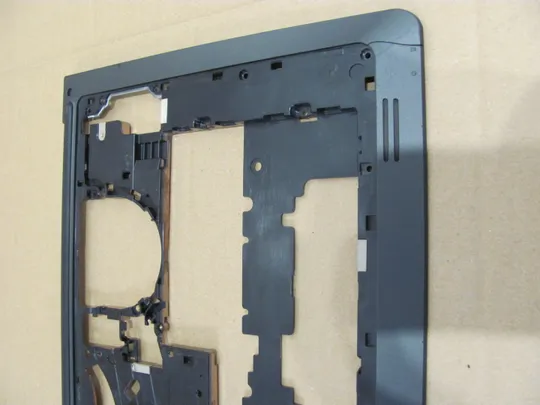 432-8  Кришка дно піддон корпуса 0TCJ31 для  DELL Latitude 3550 E3550 оригінал Де купити