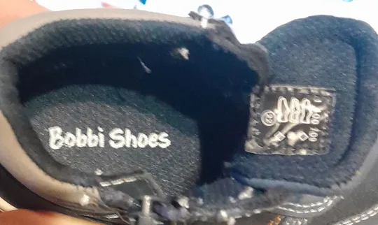 Дитячі кросівки Bobbi Shoes розмір 22, Без резерву Торговий майданчик